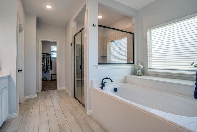 119 Cottonwood Court, Van Alstyne, TX 75495