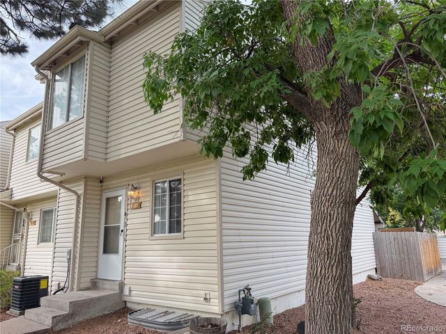 4126 S Mobile Circle A, Aurora, CO 80013