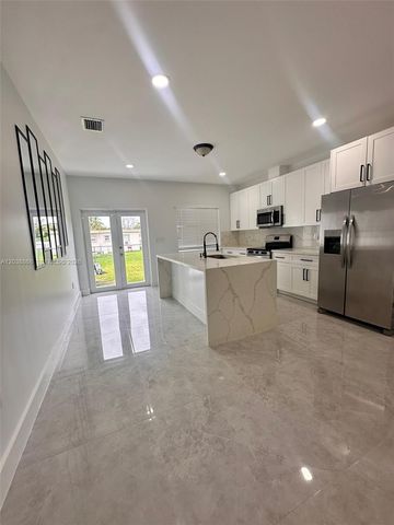 12080 & 12090 SW 213th St, Miami, FL 33177