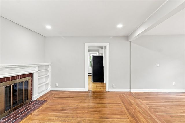 31 Rowan Street, Providence, RI 02908