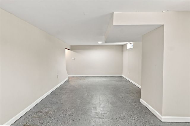 31 Rowan Street, Providence, RI 02908