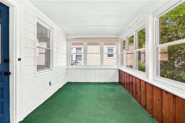 31 Rowan Street, Providence, RI 02908