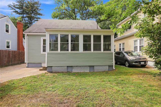 31 Rowan Street, Providence, RI 02908