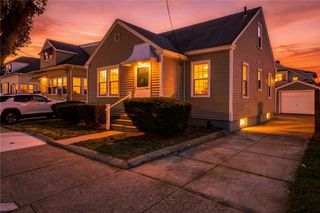 31 Rowan Street, Providence, RI 02908