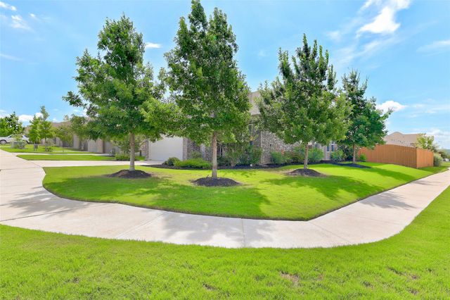 153 High Plains DR, Georgetown, TX 78628