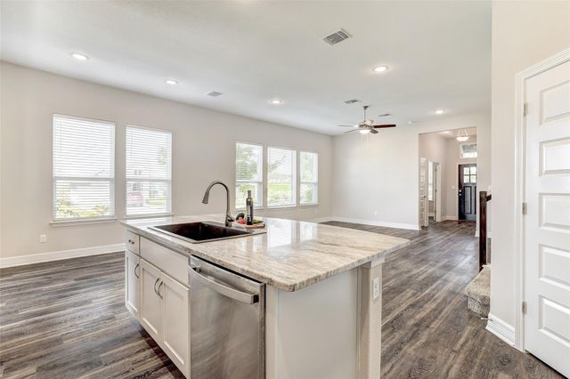 153 High Plains DR, Georgetown, TX 78628