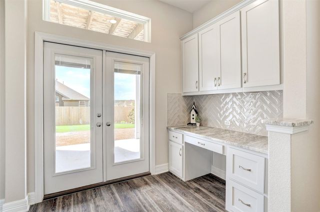 153 High Plains DR, Georgetown, TX 78628