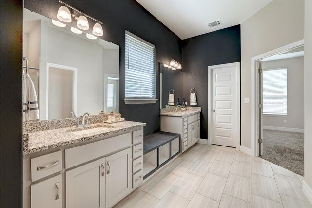 153 High Plains DR, Georgetown, TX 78628