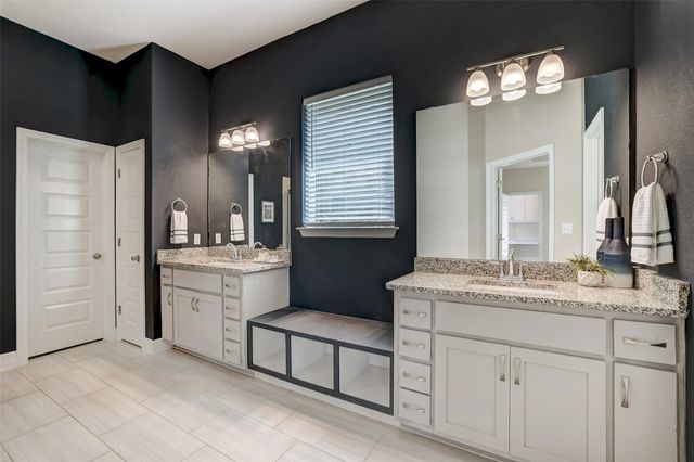 153 High Plains DR, Georgetown, TX 78628