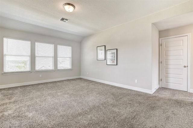 153 High Plains DR, Georgetown, TX 78628