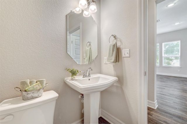 153 High Plains DR, Georgetown, TX 78628