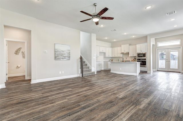 153 High Plains DR, Georgetown, TX 78628