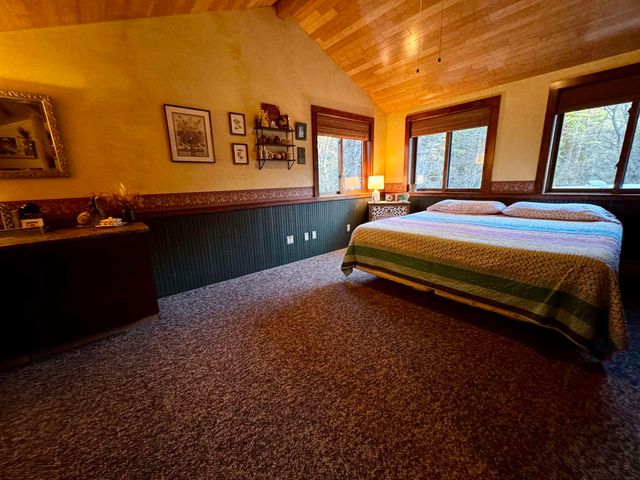 212 River Road, Piermont, NH 03779