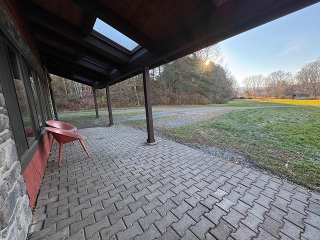 212 River Road, Piermont, NH 03779