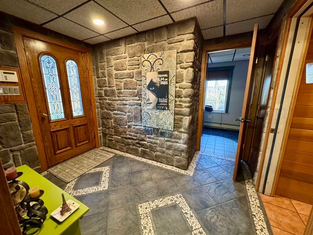 212 River Road, Piermont, NH 03779