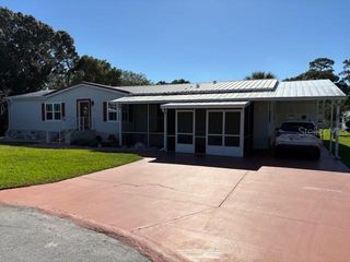 1894 ELIZABETH LANE, Mount Dora, FL 32757