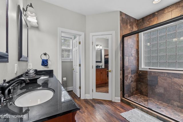 255 W Hedgelawn Way, Southern Pines, NC 28387