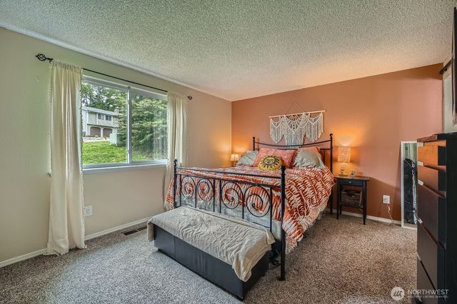 8918 108th Street SW, Lakewood, WA 98498