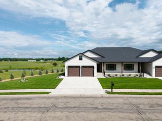 2334 9th Street W, Albert Lea, MN 56007