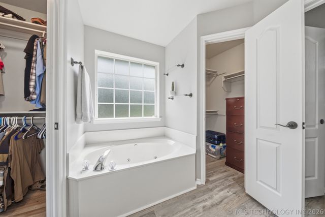 18141 S 156th East Avenue, Bixby, OK 74008