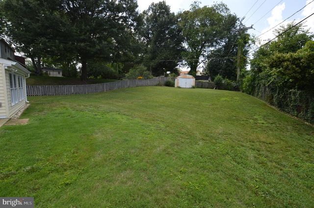 2712 BARTLETT LN, Bowie, MD 20715