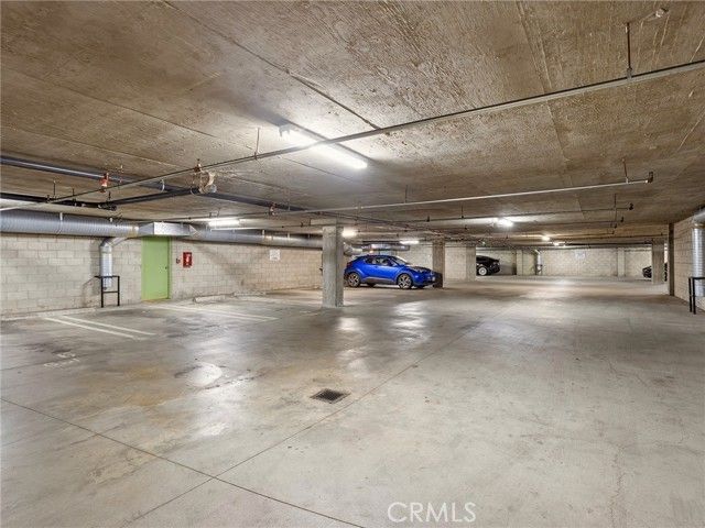 11044 Acama Street 302, Studio City (los Angeles), CA 91602