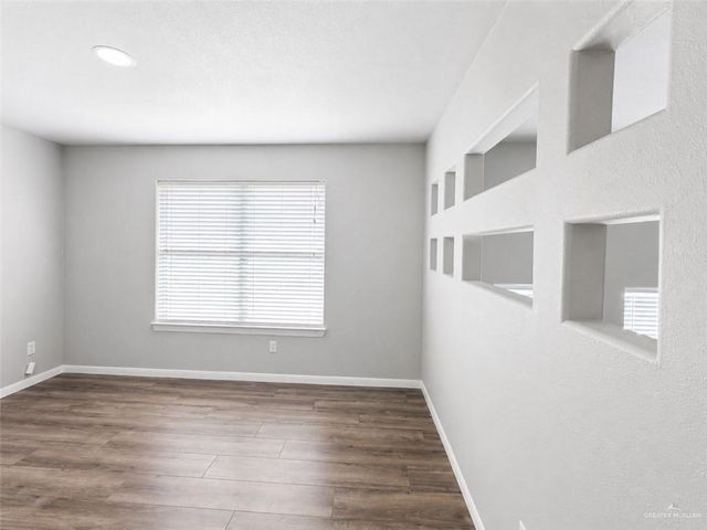 10318 N 26th Lane, Mcallen, TX 78504