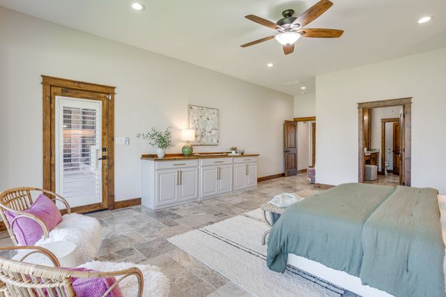 1104 Mallard Court, Granbury, TX 76048