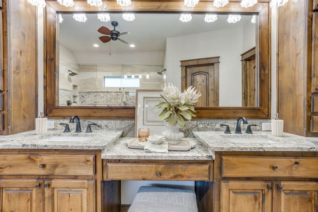1104 Mallard Court, Granbury, TX 76048