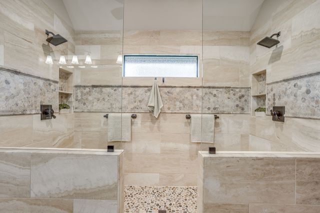 1104 Mallard Court, Granbury, TX 76048