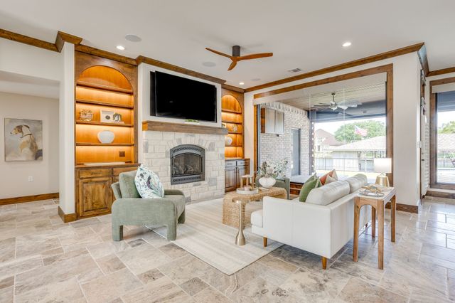 1104 Mallard Court, Granbury, TX 76048