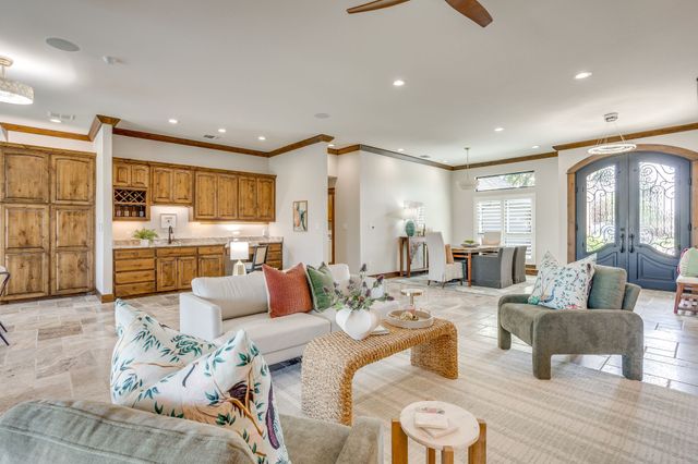 1104 Mallard Court, Granbury, TX 76048