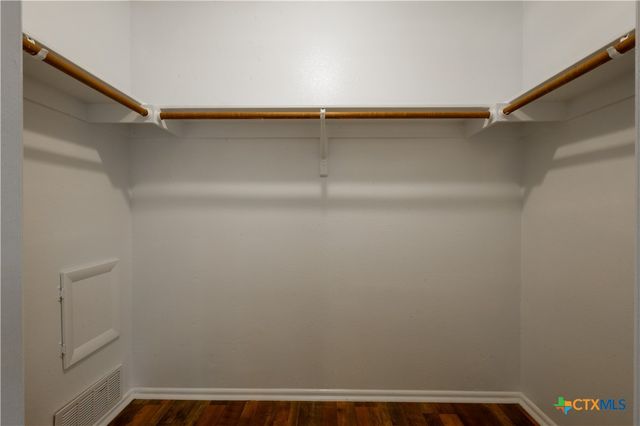 14 Oak Villa Road, Canyon Lake, TX 78133