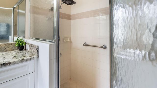 8754 NW 75th Place, Tamarac, FL 33321