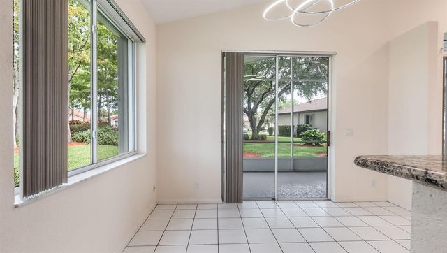 8754 NW 75th Place, Tamarac, FL 33321