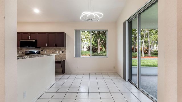 8754 NW 75th Place, Tamarac, FL 33321