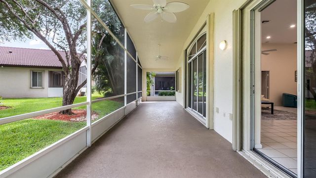 8754 NW 75th Place, Tamarac, FL 33321