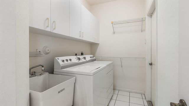 8754 NW 75th Place, Tamarac, FL 33321