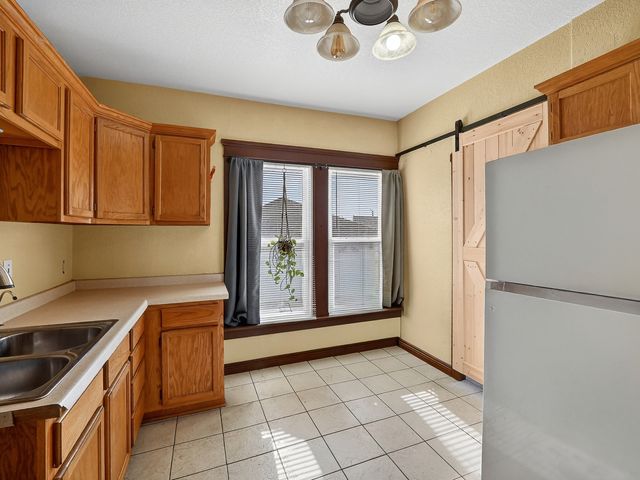 218 Lincoln Way, Dixon, IL 61021