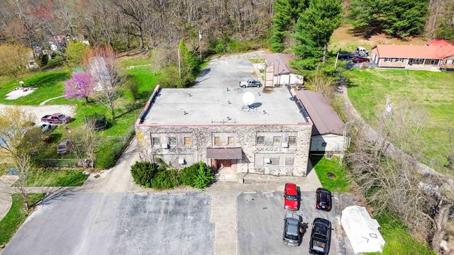 6000 Slate Lick Road, London, KY 40741