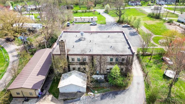 6000 Slate Lick Road, London, KY 40741