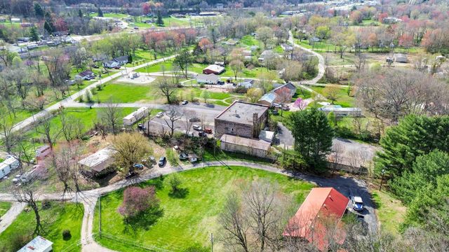 6000 Slate Lick Road, London, KY 40741