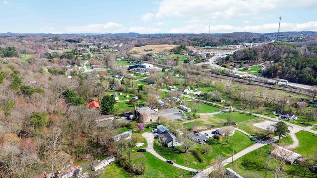 6000 Slate Lick Road, London, KY 40741