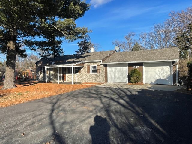 5547 S Peck Avenue, Countryside, IL 60525