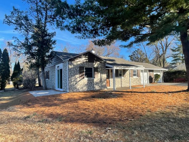 5547 S Peck Avenue, Countryside, IL 60525