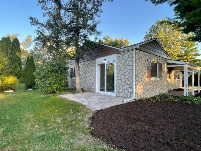 5547 S Peck Avenue, Countryside, IL 60525