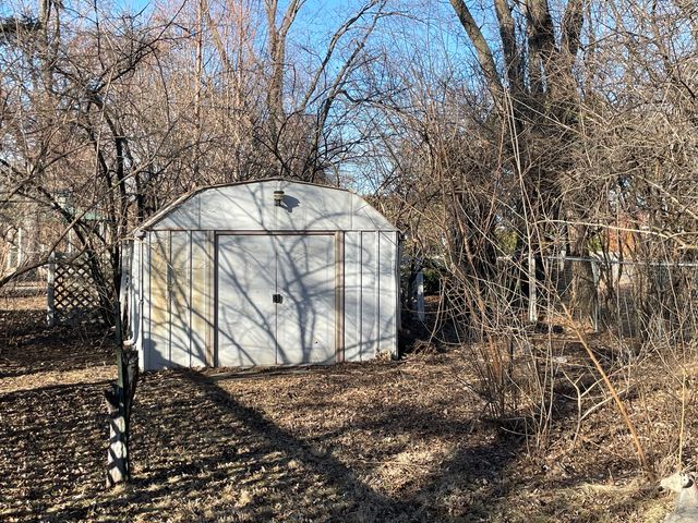 5547 S Peck Avenue, Countryside, IL 60525