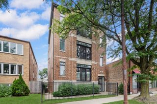 5741 W Lawrence Avenue 2, Chicago, IL 60630