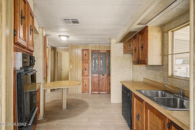 908 W Hadley Street, Tucson, AZ 85705