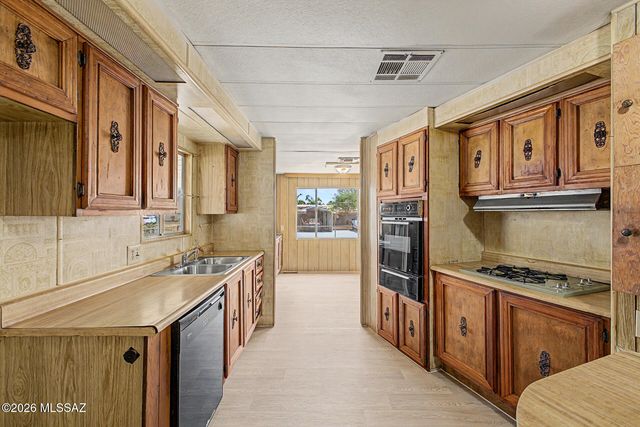 908 W Hadley Street, Tucson, AZ 85705